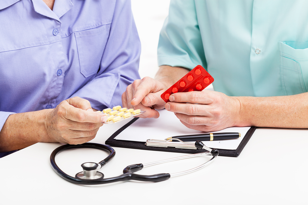 Причины возникновения и симптомы молочницы у мужчины и женщины