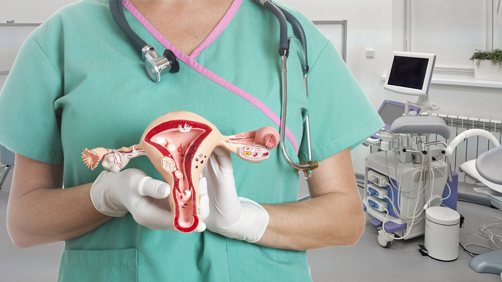 По какой причине кровит шейка матки и что делать?