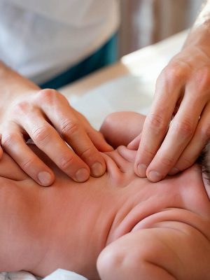 Детский массаж: полезное и важное родительское умение