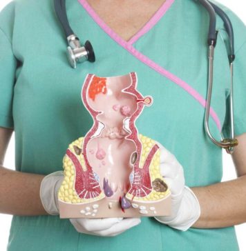 Чем занимается проктолог?