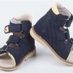 Как правильно выбрать ортопедическую обувь для ребенка?