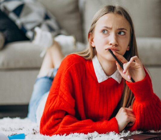 Онлайн или оффлайн изучение английского языка: плюсы и минусы