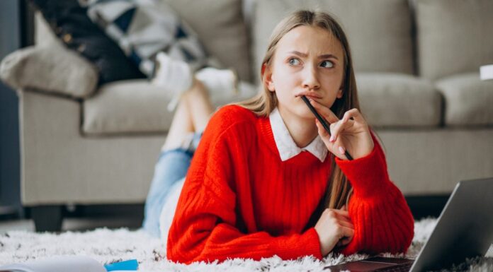 Онлайн или оффлайн изучение английского языка: плюсы и минусы