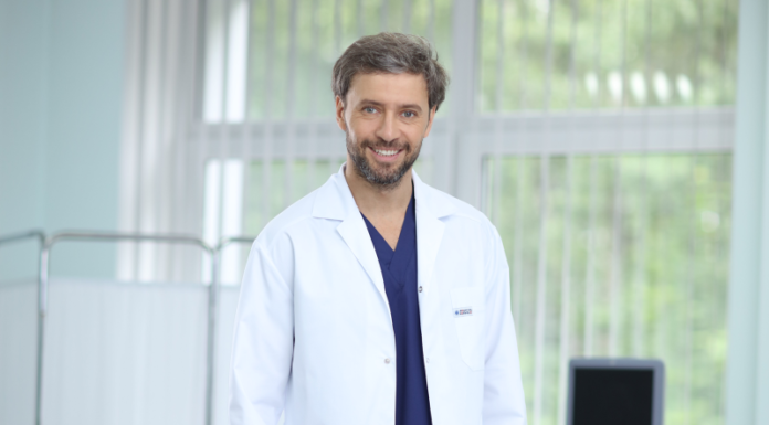 Как правильно выбрать медицинский халат?