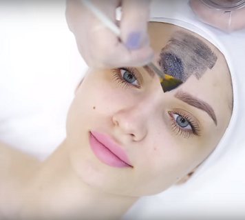 Лазерный карбоновый пилинг: польза и эффективность