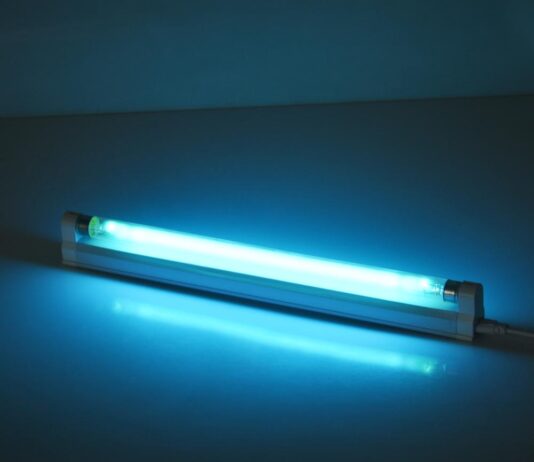 Как работает бактерицидная лампа?