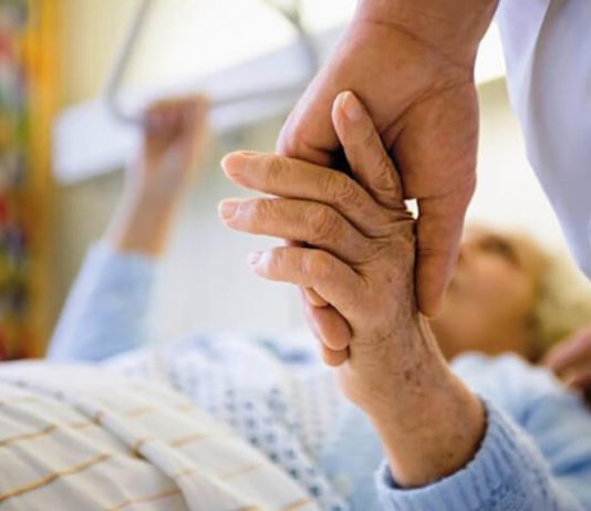 Причины появления пролежней у пожилых людей