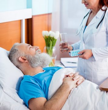 Уход за престарелых после инфаркта: особенности