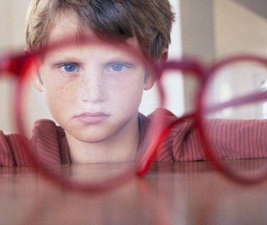 Дальнозоркость у детей: лечение