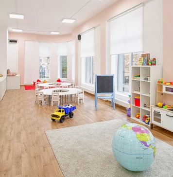 Mary Jane: Британский клубный детский сад