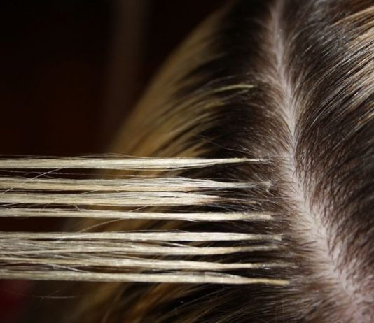 Микрокапсульное наращивание волос: особенности и преимущества