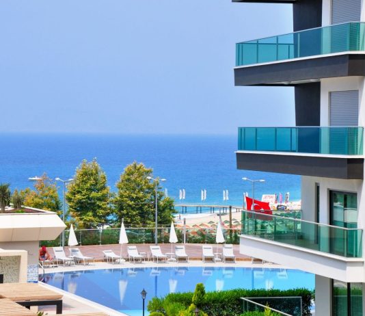 Какие возможности дает двухкомнатная квартира в Турции