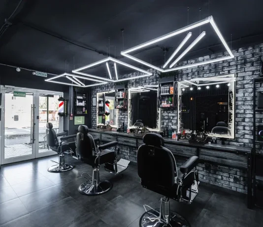 Скальптура: мужская парикмахерская в сердце Санкт-Петербурга, где создают образ